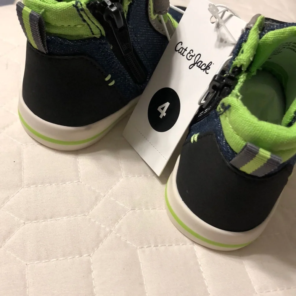 🦖Cat &Jack blue Tillman boys shoes NWT🌵 green and blue colors